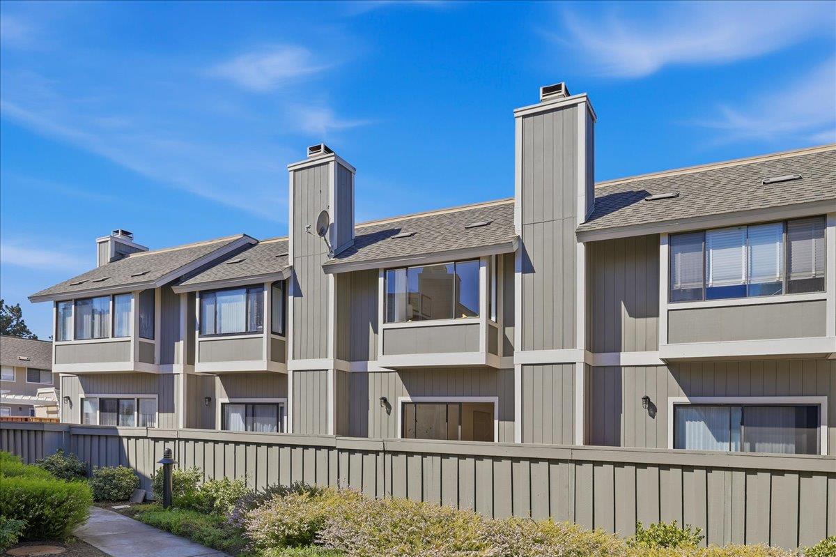 Detail Gallery Image 46 of 61 For 812 Ram Ln, Foster City,  CA 94404 - 3 Beds | 2/1 Baths