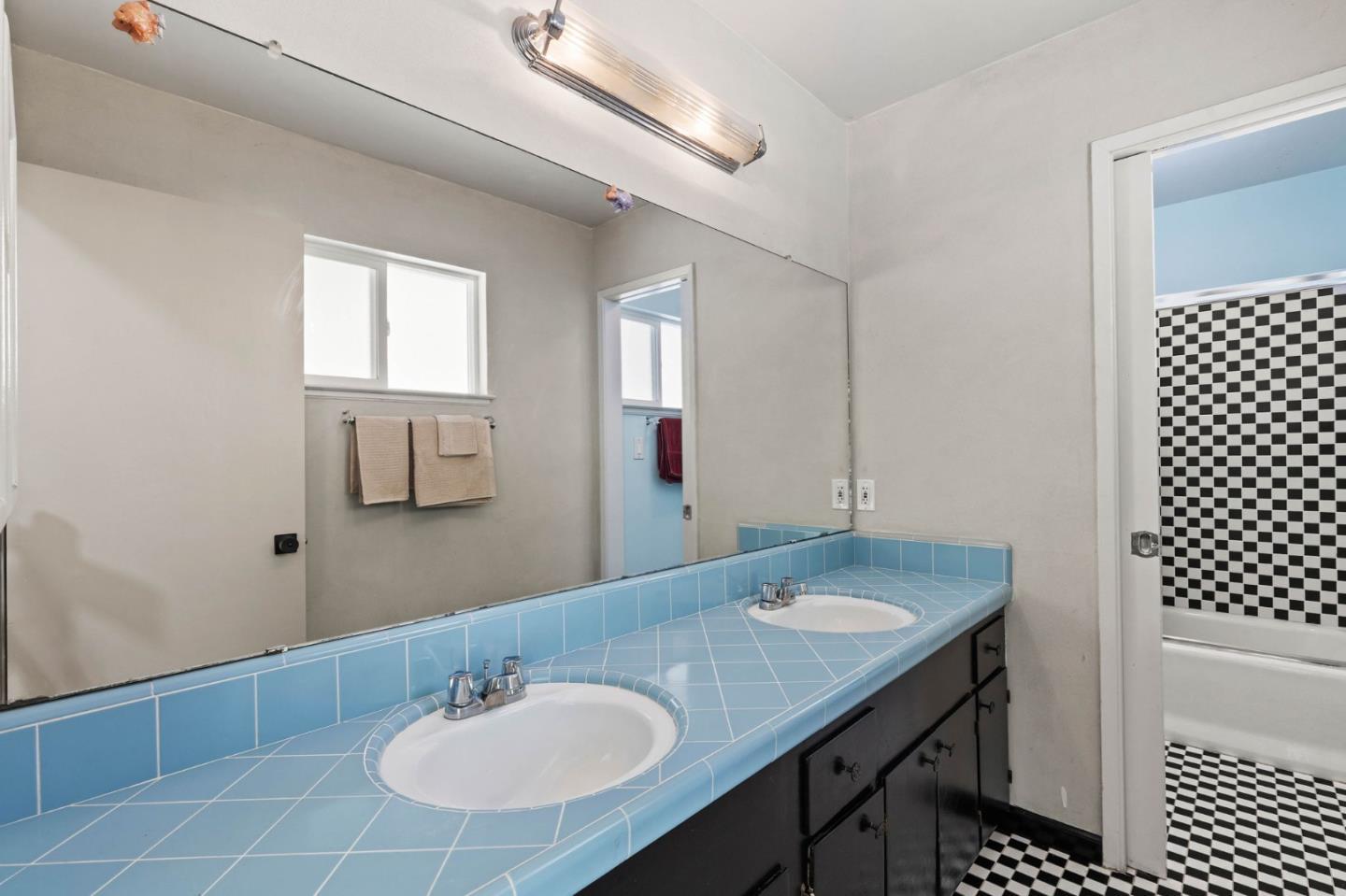 Detail Gallery Image 35 of 64 For 14990 Garcal Dr, San Jose,  CA 95127 - 5 Beds | 4 Baths