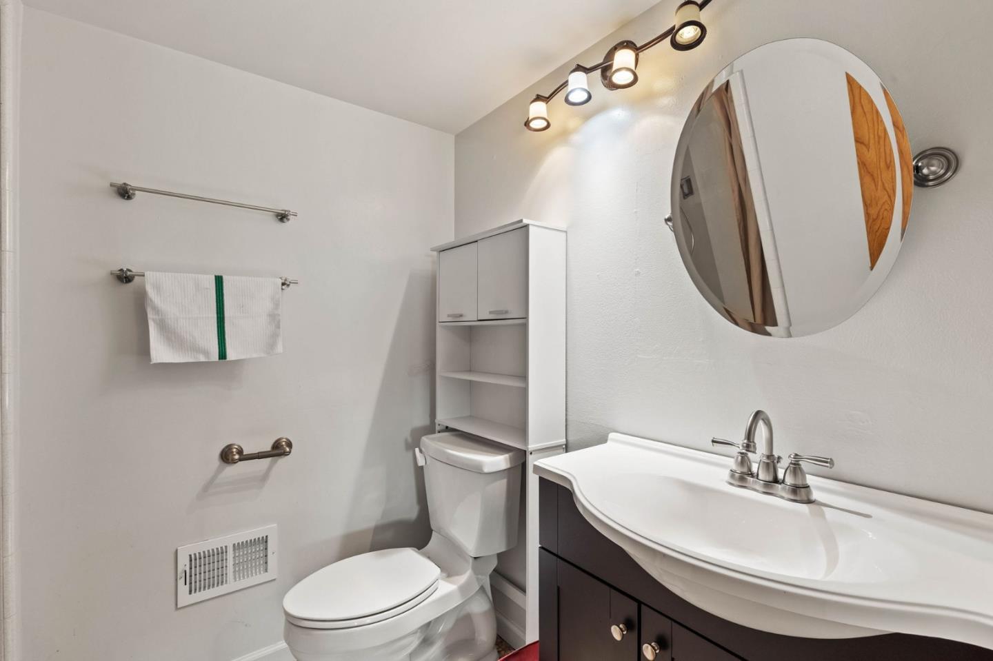 Detail Gallery Image 43 of 64 For 14990 Garcal Dr, San Jose,  CA 95127 - 5 Beds | 4 Baths