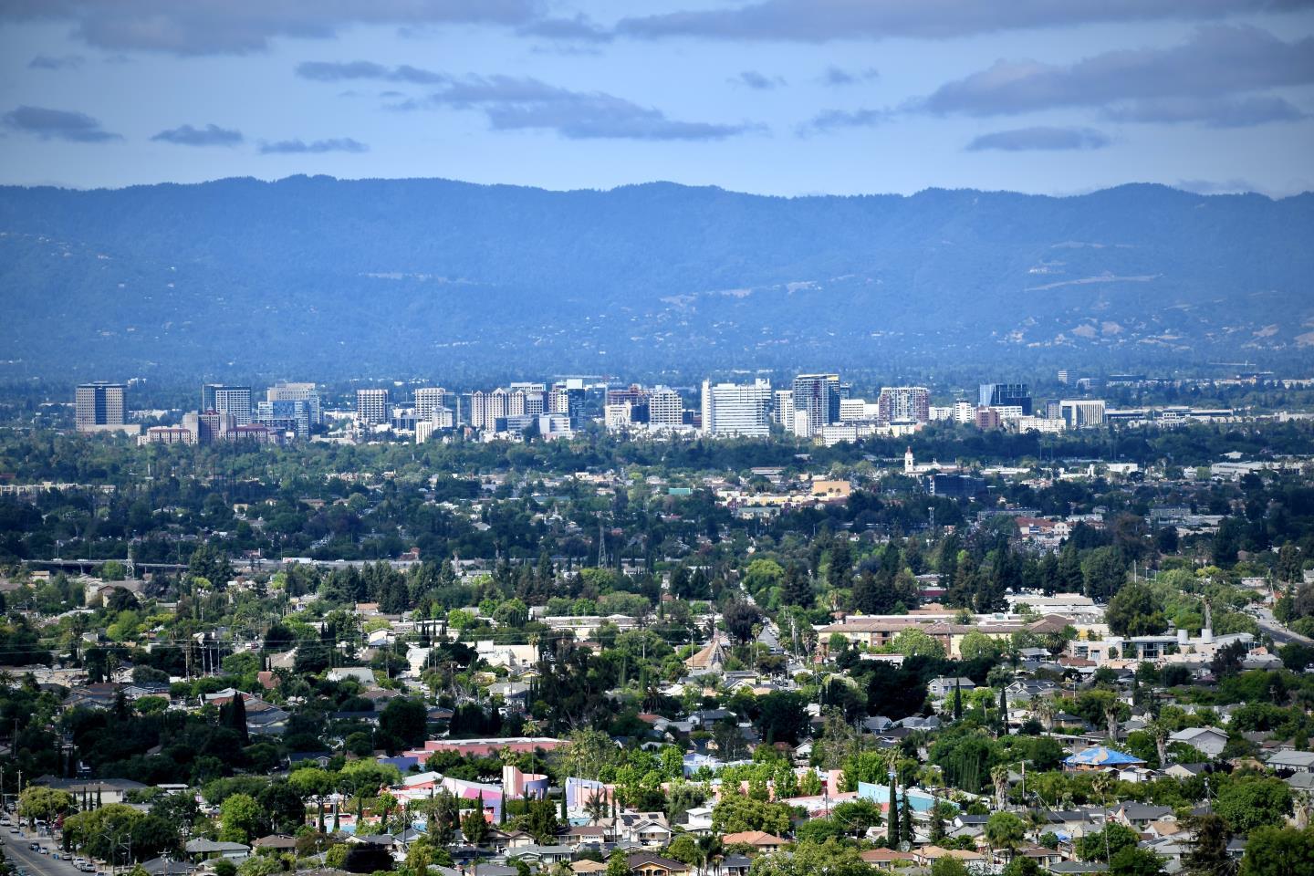 Detail Gallery Image 5 of 64 For 14990 Garcal Dr, San Jose,  CA 95127 - 5 Beds | 4 Baths
