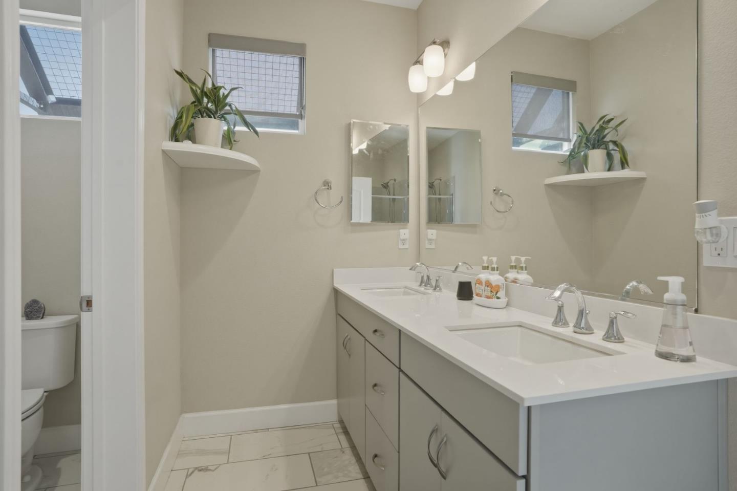 Detail Gallery Image 11 of 15 For 2733 Sorano Ct #UNIT 7,  San Jose,  CA 95111 - 3 Beds | 3/1 Baths