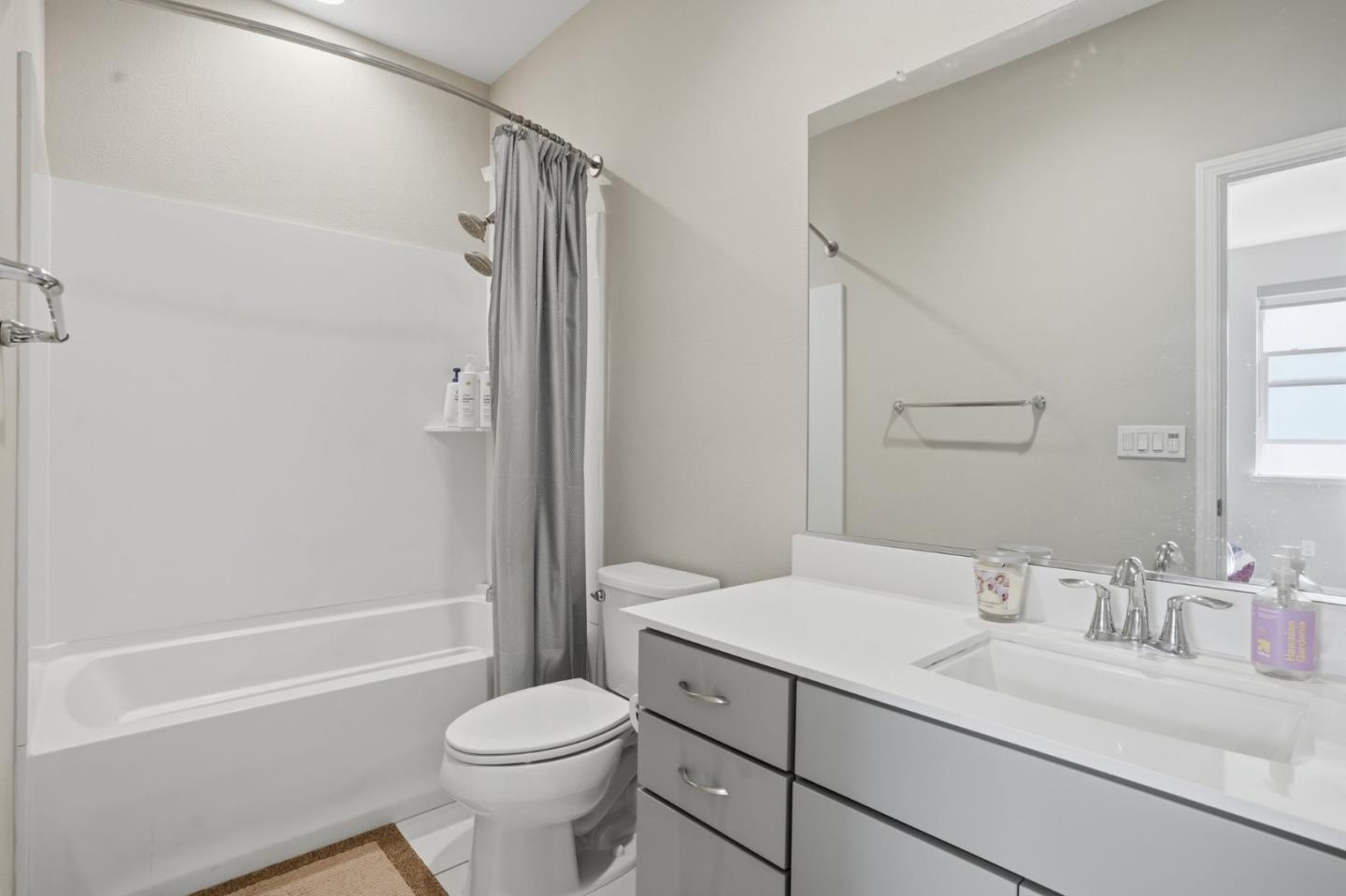 Detail Gallery Image 12 of 15 For 2733 Sorano Ct #UNIT 7,  San Jose,  CA 95111 - 3 Beds | 3/1 Baths