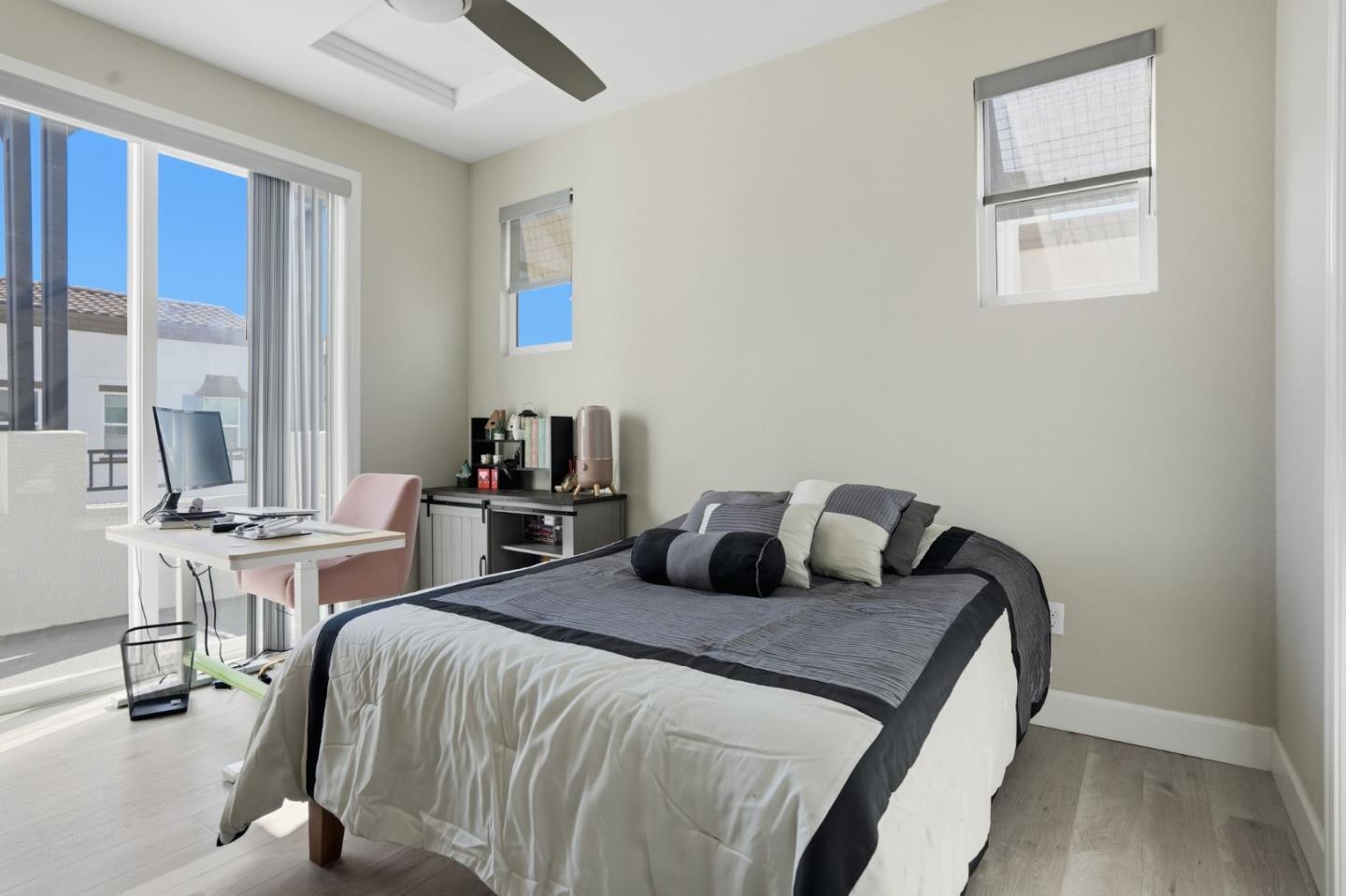 Detail Gallery Image 9 of 15 For 2733 Sorano Ct #UNIT 7,  San Jose,  CA 95111 - 3 Beds | 3/1 Baths