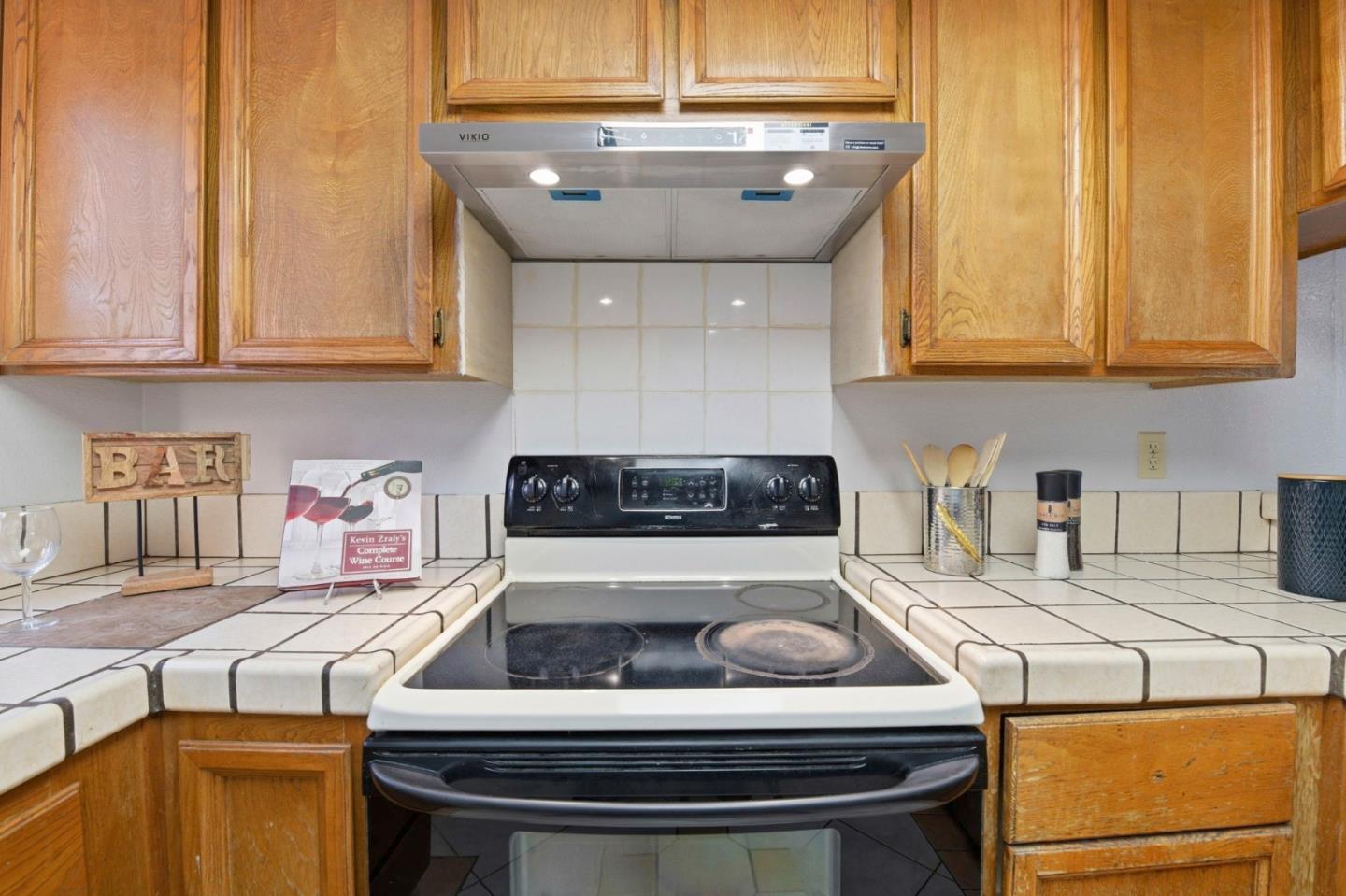 Detail Gallery Image 10 of 36 For 6281 Joaquin Murieta Ave #F,  Newark,  CA 94560 - 2 Beds | 1/1 Baths