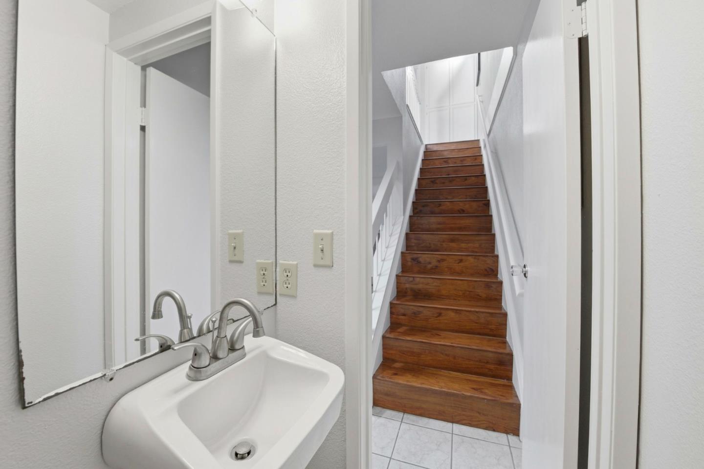 Detail Gallery Image 24 of 36 For 6281 Joaquin Murieta Ave #F,  Newark,  CA 94560 - 2 Beds | 1/1 Baths