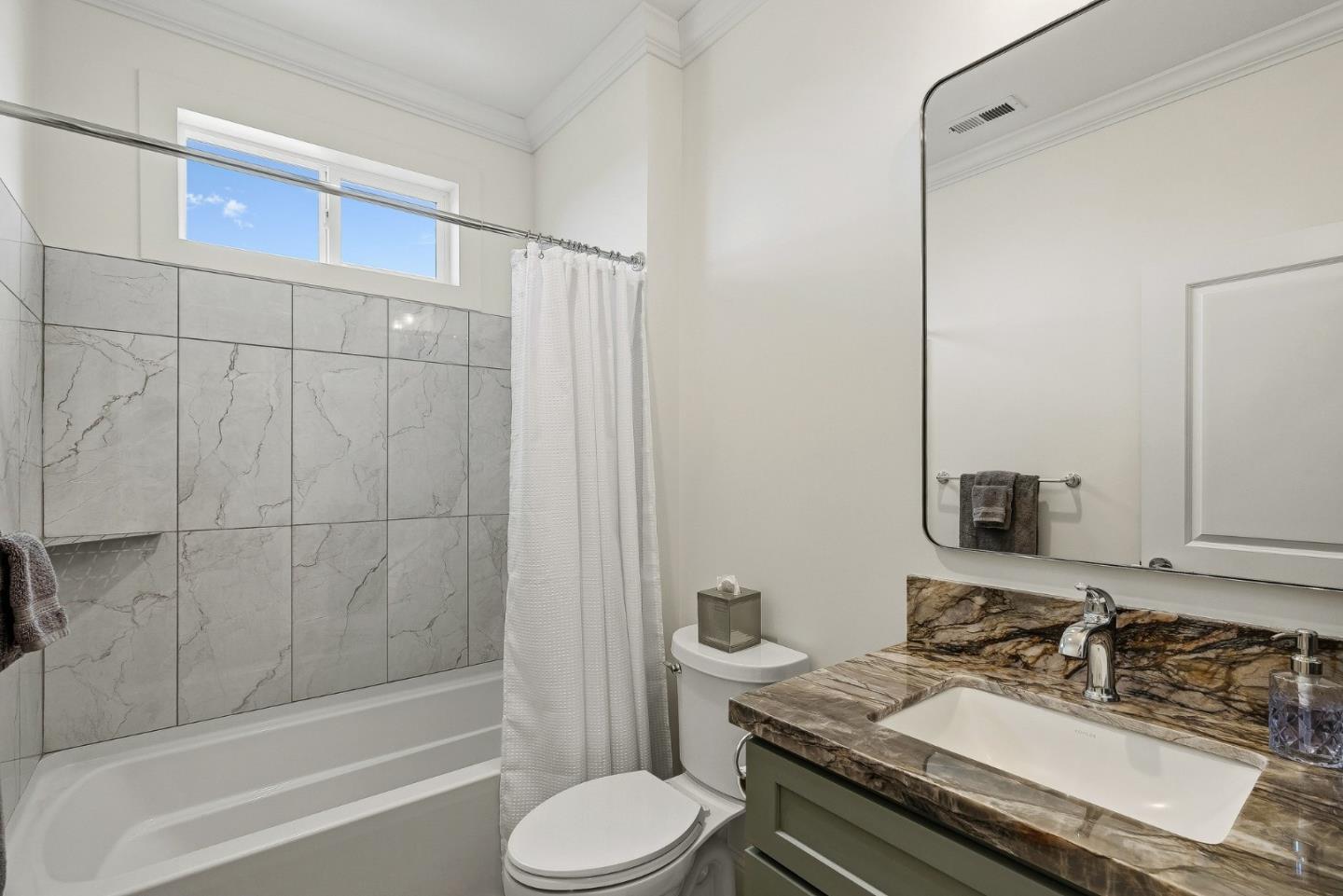 Detail Gallery Image 27 of 48 For 463 Marina Heights Dr, Marina,  CA 93933 - 3 Beds | 2/1 Baths