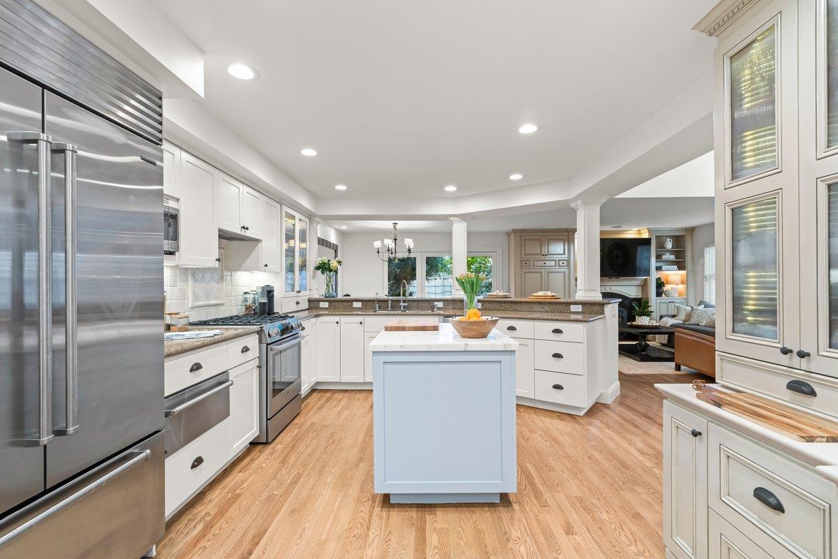 Detail Gallery Image 12 of 69 For 16979 Roberts #7,  Los Gatos,  CA 95032 - 3 Beds | 2 Baths