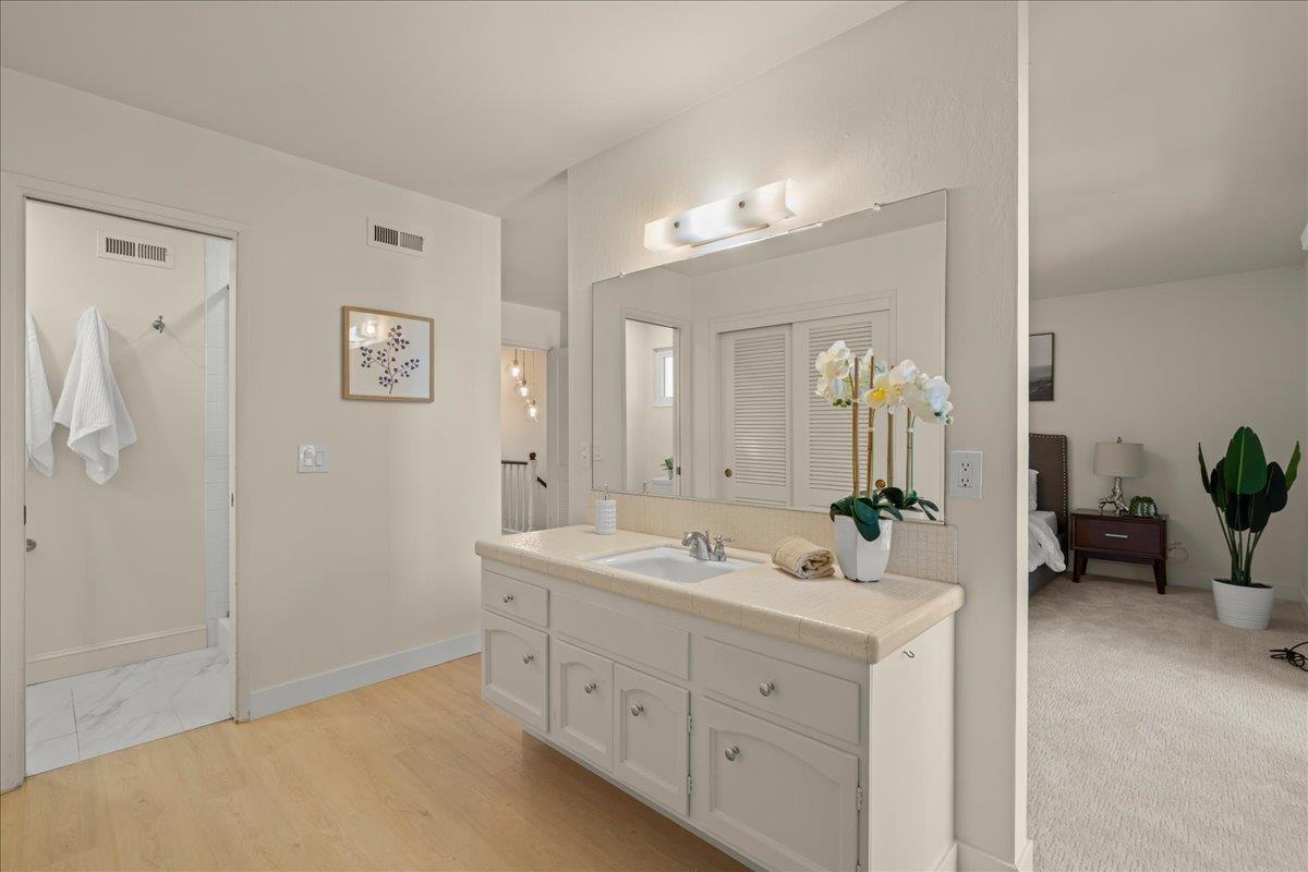 Detail Gallery Image 23 of 41 For 2247 Constitution Dr, San Jose,  CA 95124 - 4 Beds | 3 Baths