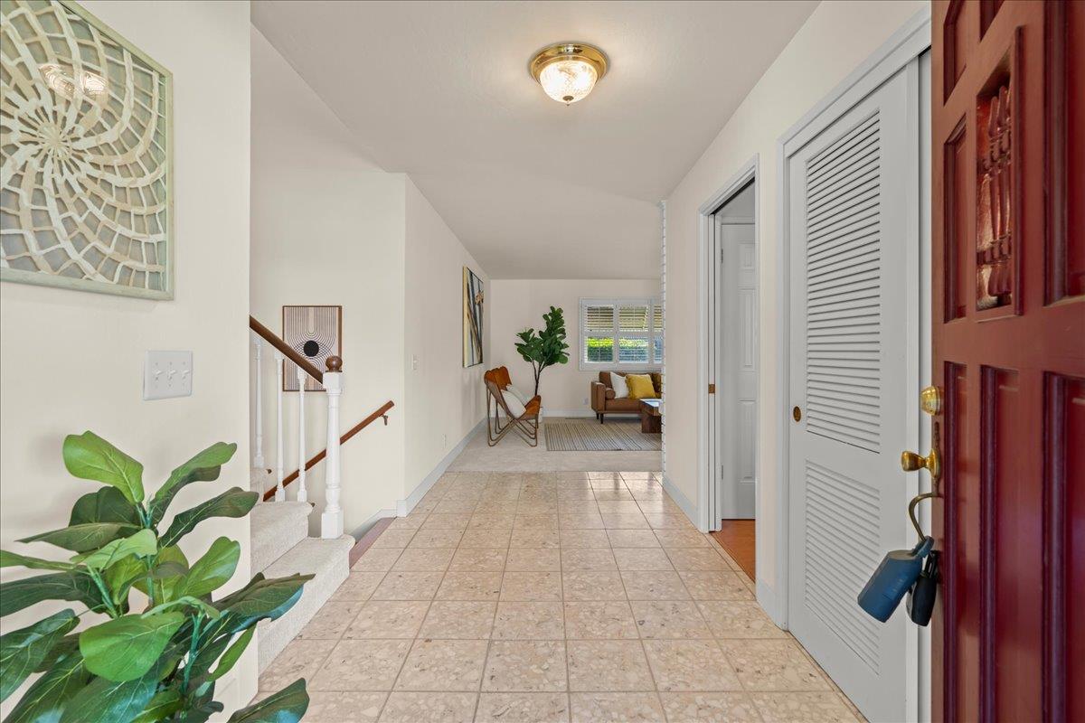 Detail Gallery Image 6 of 41 For 2247 Constitution Dr, San Jose,  CA 95124 - 4 Beds | 3 Baths