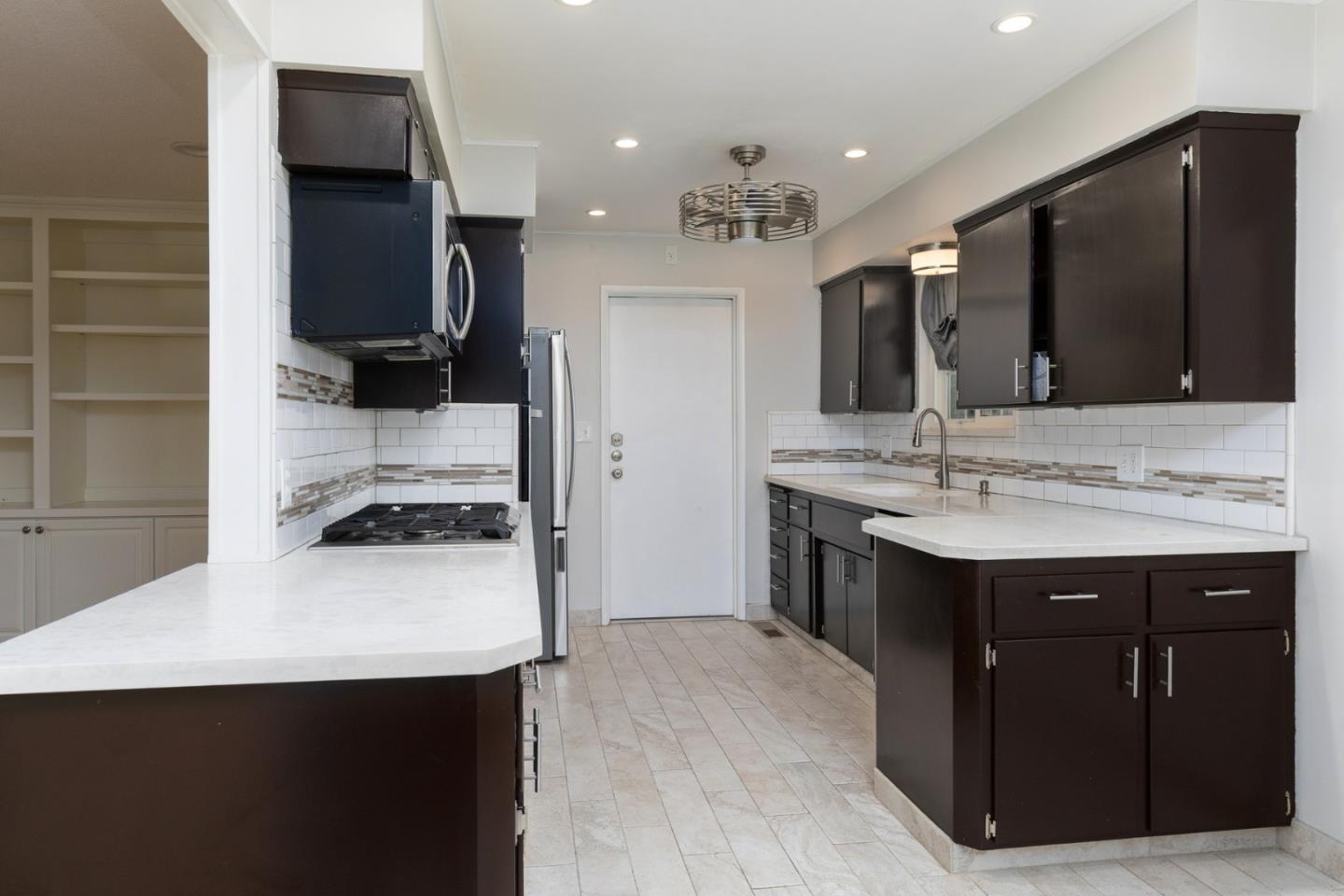 Detail Gallery Image 19 of 37 For 5274 N Nantucket Ave, Fresno,  CA 93704 - 3 Beds | 2 Baths