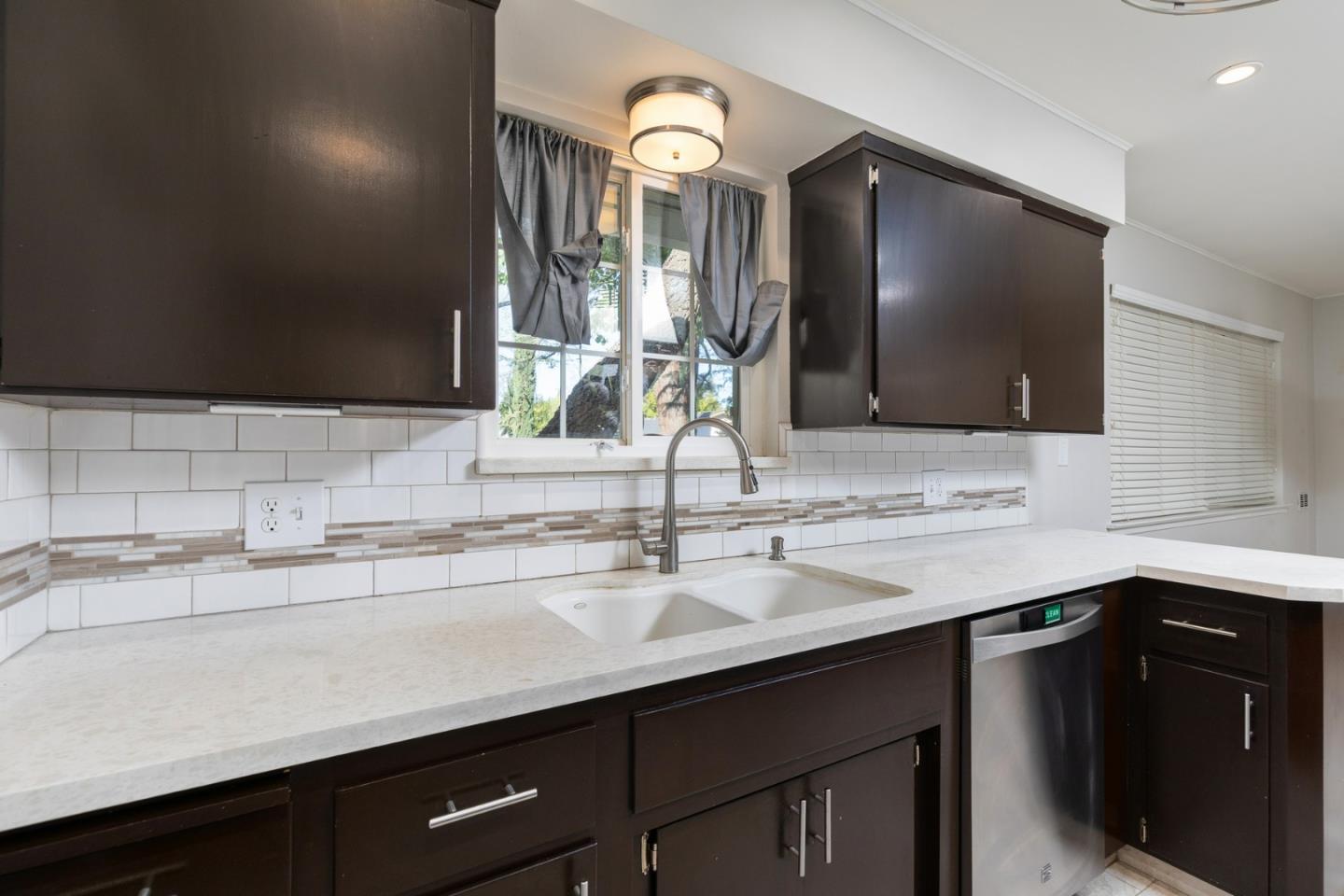 Detail Gallery Image 22 of 37 For 5274 N Nantucket Ave, Fresno,  CA 93704 - 3 Beds | 2 Baths