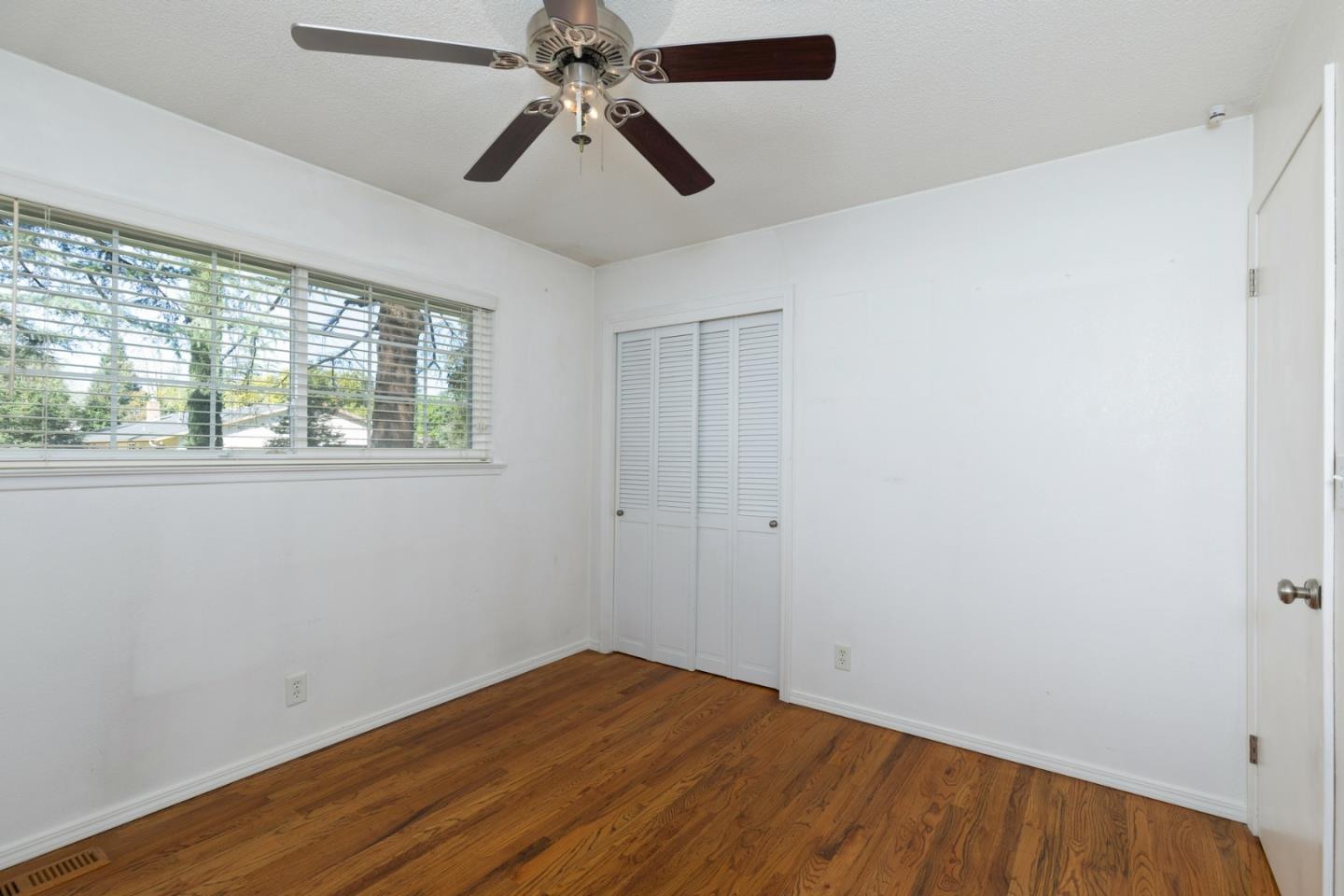 Detail Gallery Image 26 of 37 For 5274 N Nantucket Ave, Fresno,  CA 93704 - 3 Beds | 2 Baths