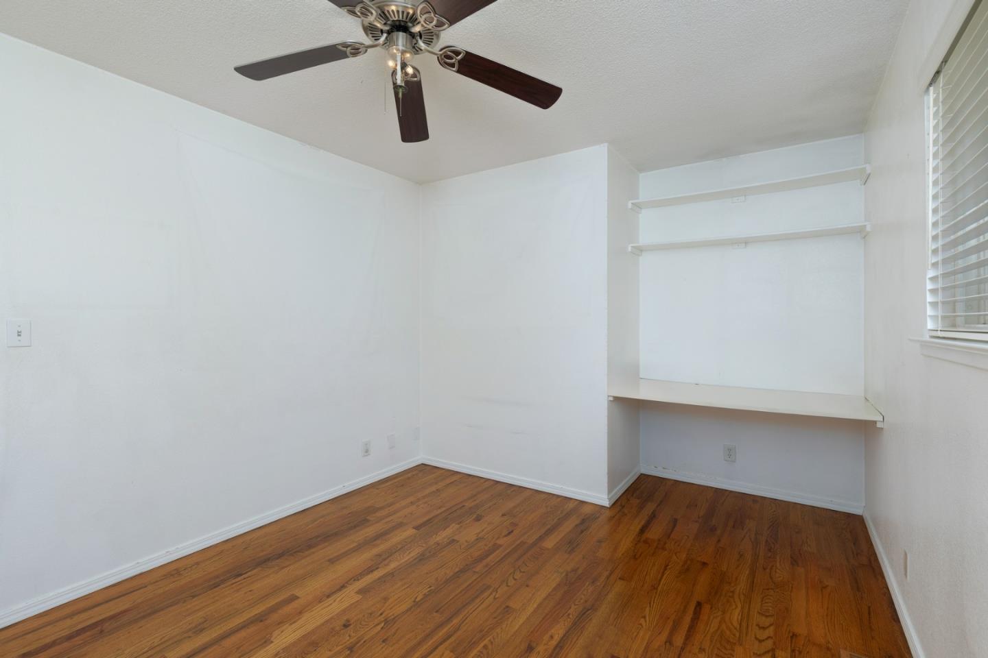 Detail Gallery Image 27 of 37 For 5274 N Nantucket Ave, Fresno,  CA 93704 - 3 Beds | 2 Baths