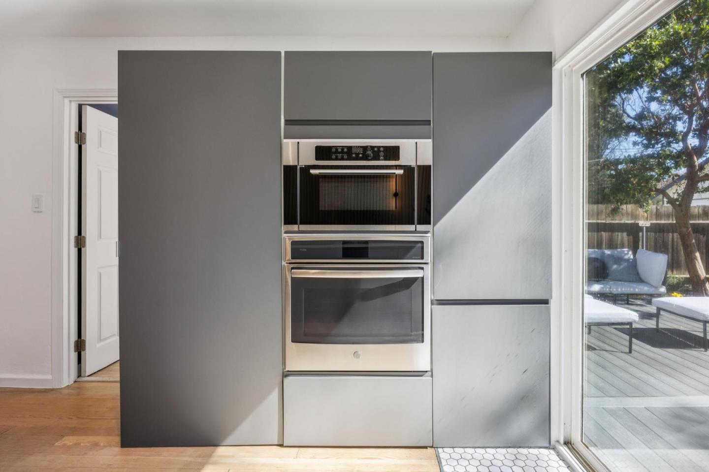 Detail Gallery Image 19 of 78 For 15122 Woodard Rd, San Jose,  CA 95124 - 7 Beds | 3 Baths