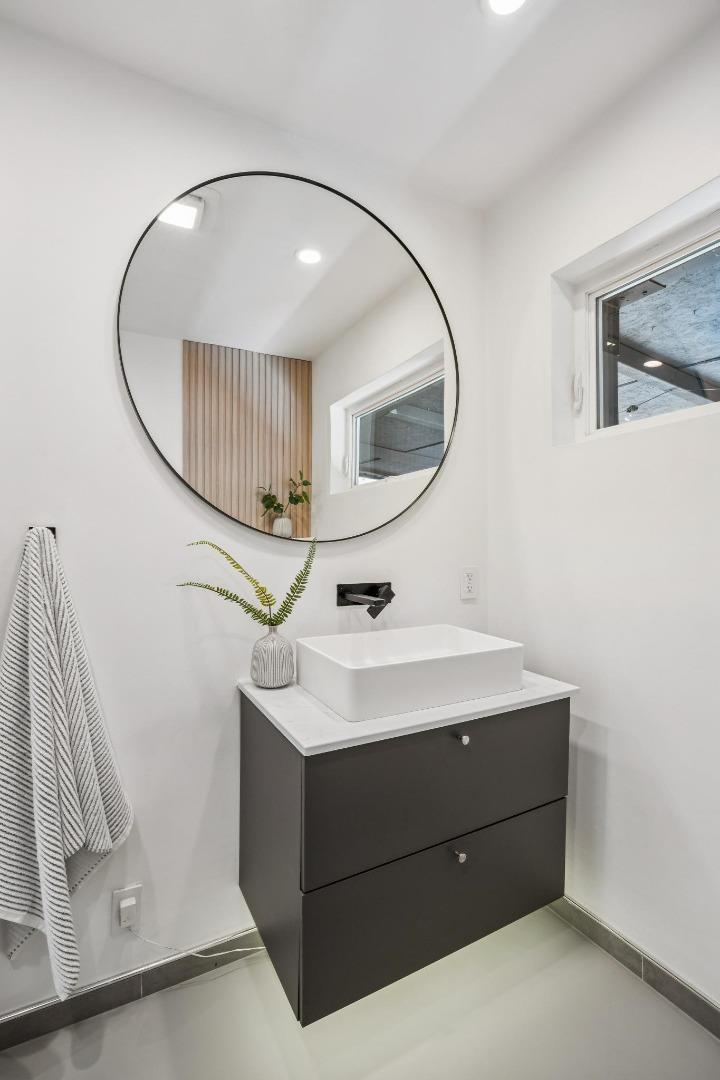 Detail Gallery Image 28 of 78 For 15122 Woodard Rd, San Jose,  CA 95124 - 7 Beds | 3 Baths