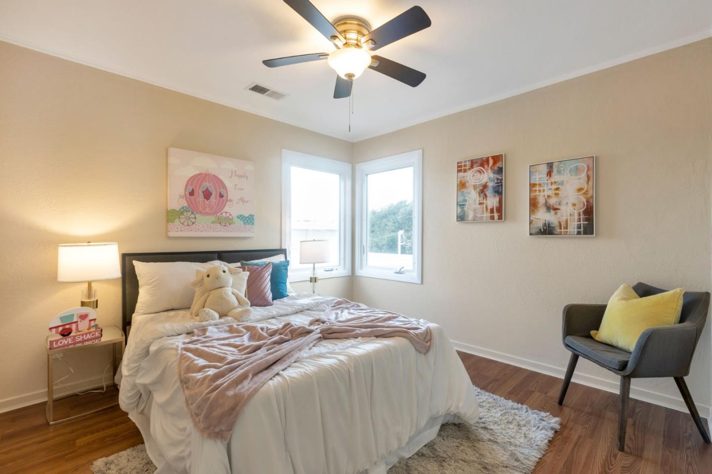 Detail Gallery Image 10 of 16 For 106 Verano Dr, South San Francisco,  CA 94080 - 3 Beds | 2 Baths