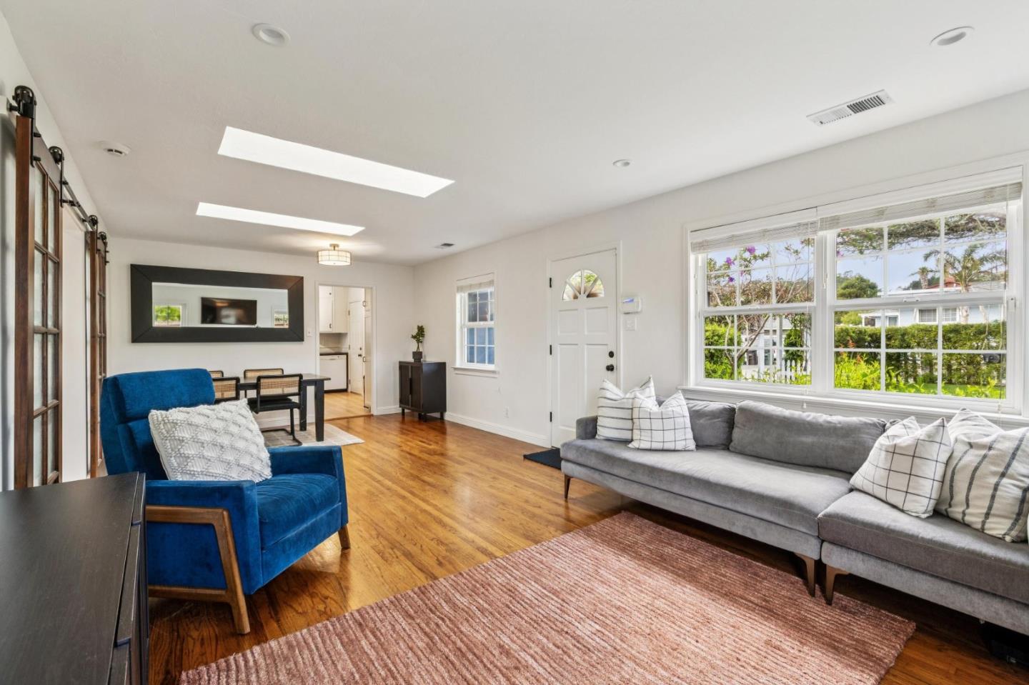 Detail Gallery Image 13 of 40 For 499 Sonora Ave, El Granada,  CA 94019 - 3 Beds | 2 Baths