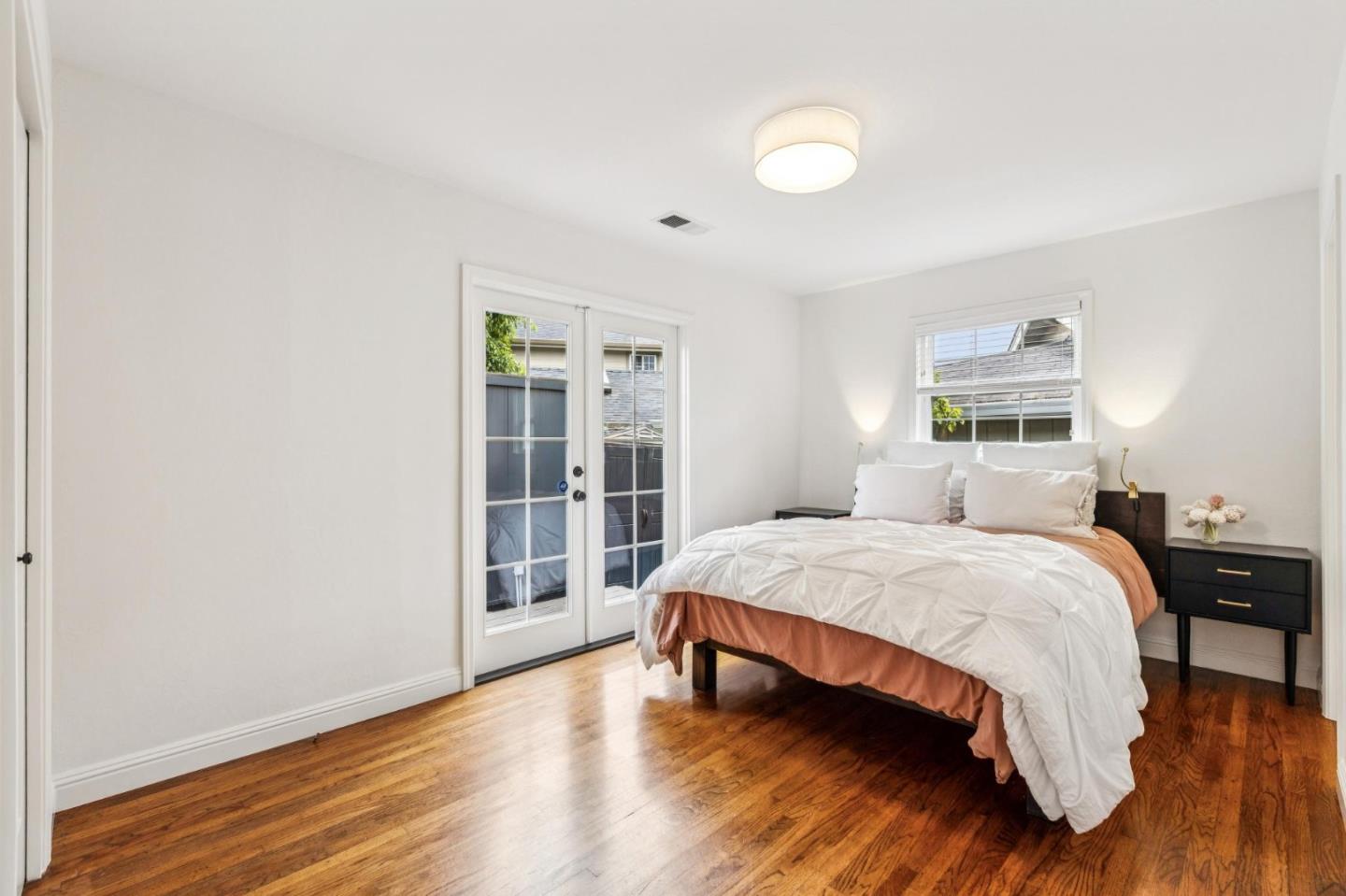 Detail Gallery Image 19 of 40 For 499 Sonora Ave, El Granada,  CA 94019 - 3 Beds | 2 Baths