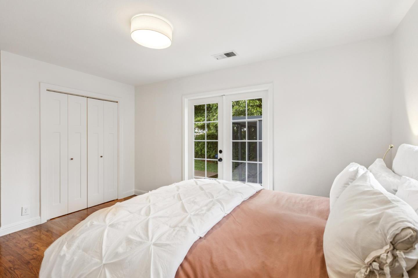 Detail Gallery Image 21 of 40 For 499 Sonora Ave, El Granada,  CA 94019 - 3 Beds | 2 Baths
