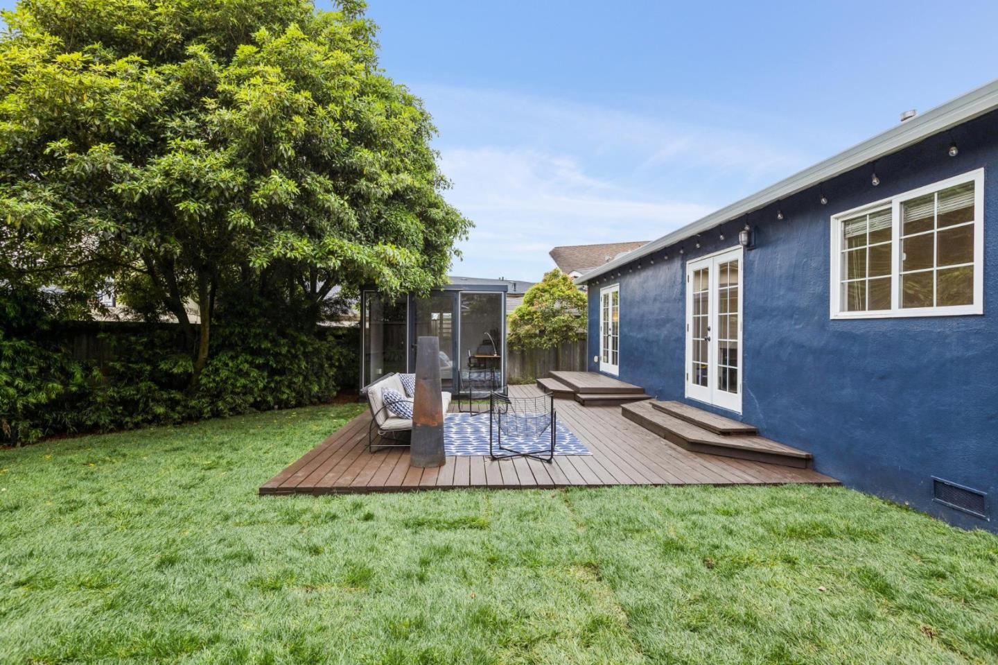 Detail Gallery Image 32 of 40 For 499 Sonora Ave, El Granada,  CA 94019 - 3 Beds | 2 Baths