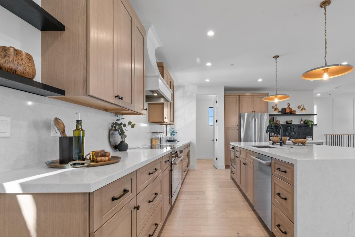 Detail Gallery Image 11 of 47 For 101 Sunnyside Ct, Campbell,  CA 95008 - 4 Beds | 3/1 Baths