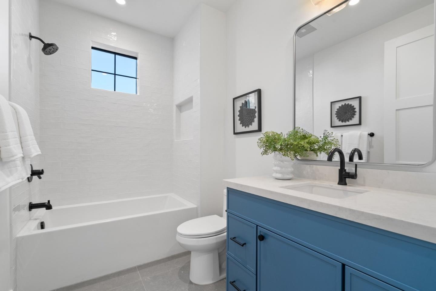 Detail Gallery Image 18 of 47 For 101 Sunnyside Ct, Campbell,  CA 95008 - 4 Beds | 3/1 Baths