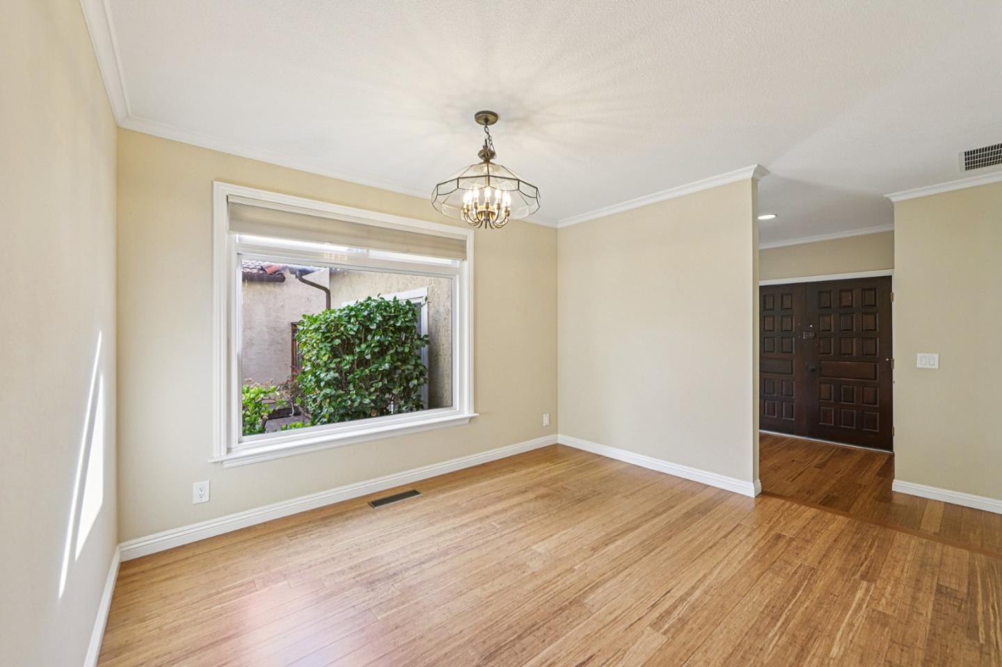 Detail Gallery Image 14 of 47 For 1460 Regalo Ct, San Jose,  CA 95128 - 4 Beds | 2 Baths