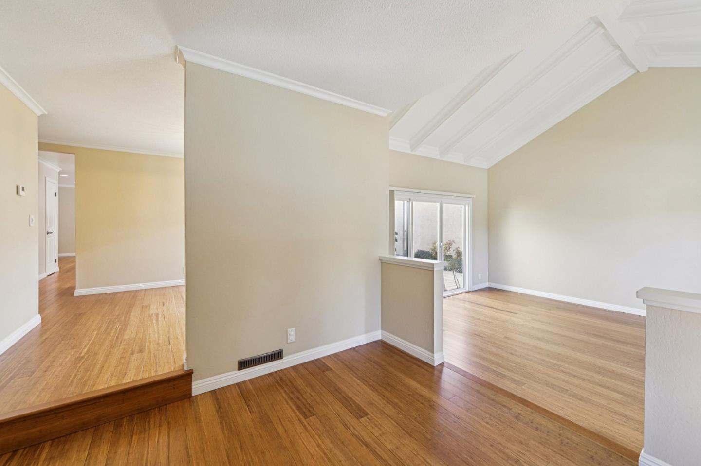 Detail Gallery Image 9 of 47 For 1460 Regalo Ct, San Jose,  CA 95128 - 4 Beds | 2 Baths