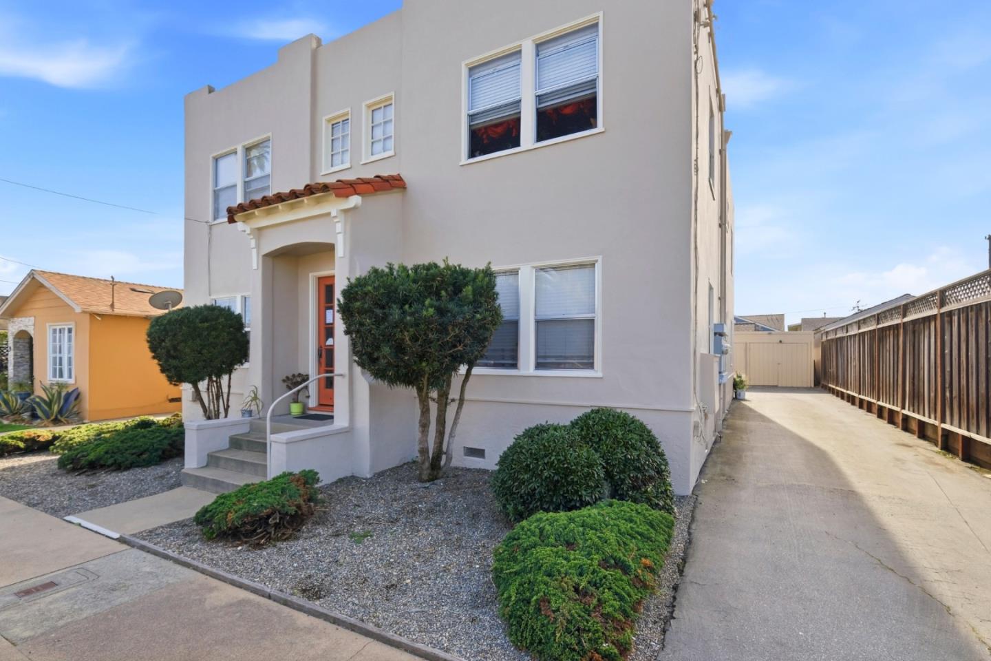 Detail Gallery Image 5 of 14 For 15 Eastern Dr, Watsonville,  CA 95076 - – Beds | – Baths