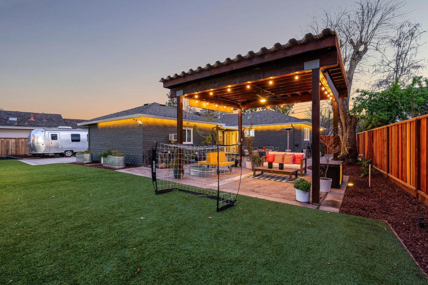 Detail Gallery Image 32 of 47 For 341 Dallas Dr, Campbell,  CA 95008 - 4 Beds | 3 Baths