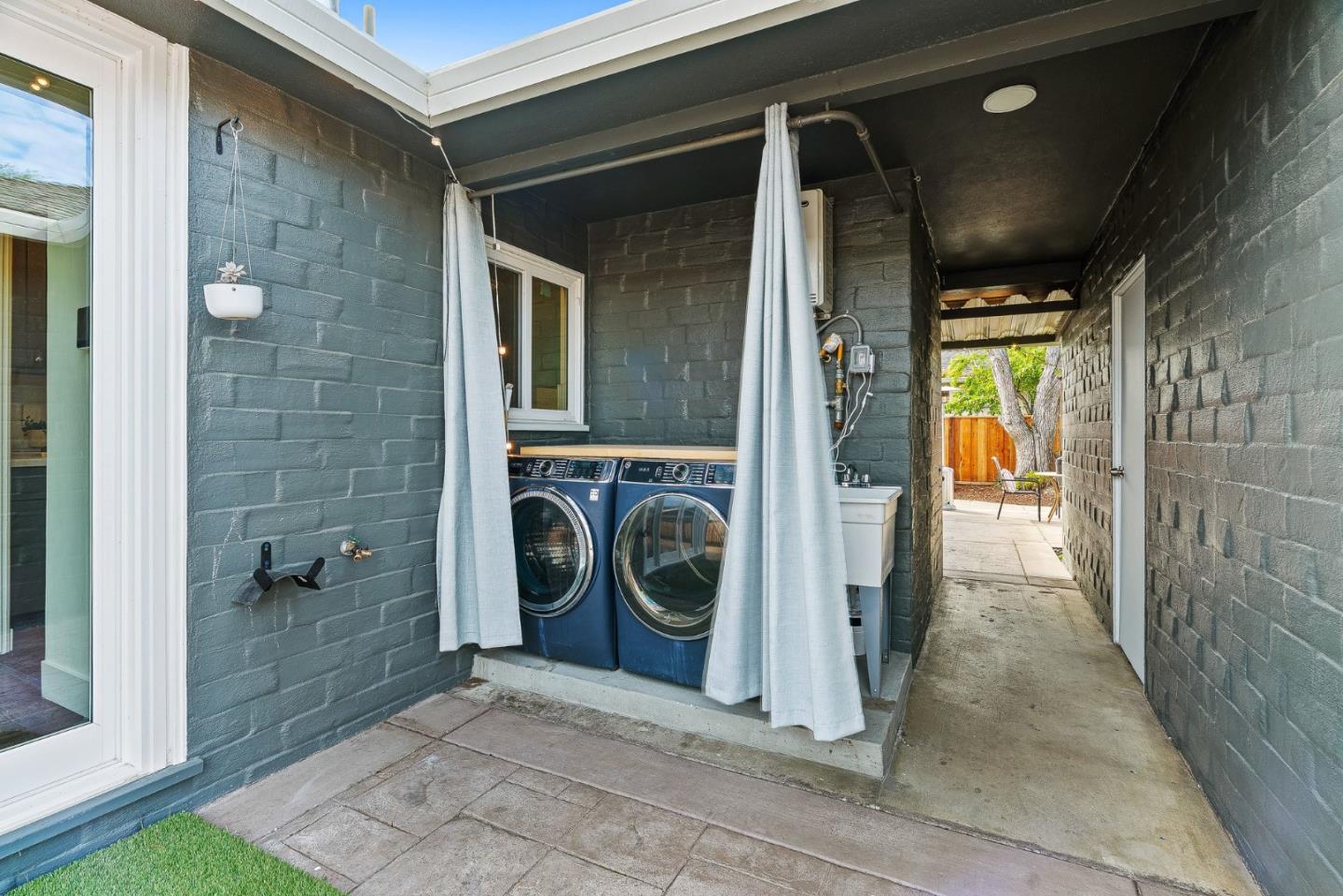 Detail Gallery Image 39 of 47 For 341 Dallas Dr, Campbell,  CA 95008 - 4 Beds | 3 Baths