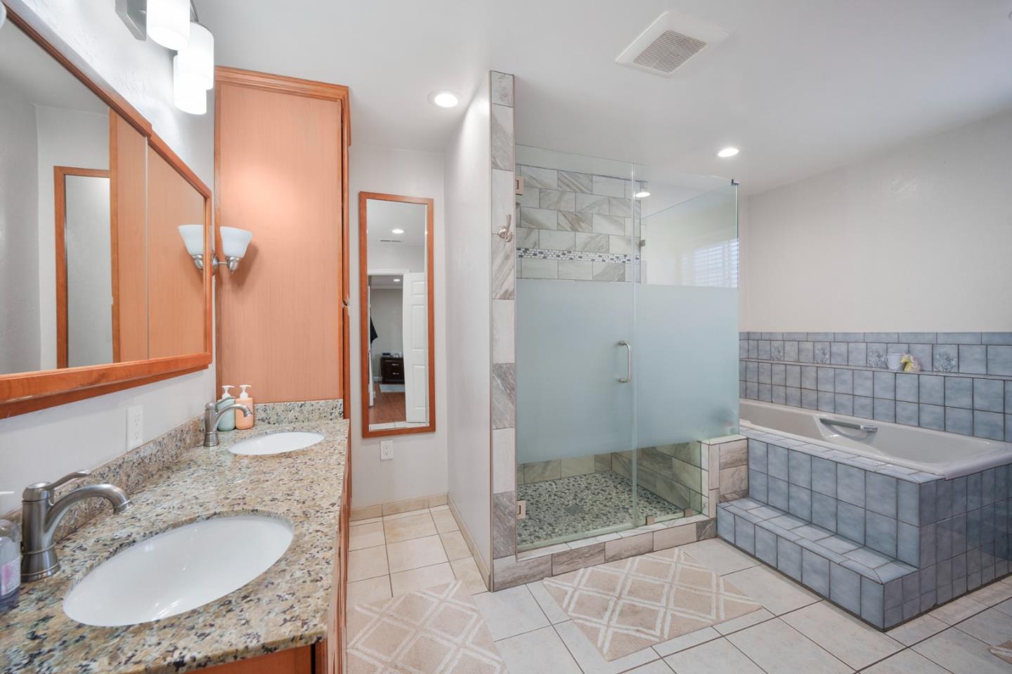 Detail Gallery Image 15 of 23 For 732 4th Ave, Redwood City,  CA 94063 - 4 Beds | 2 Baths