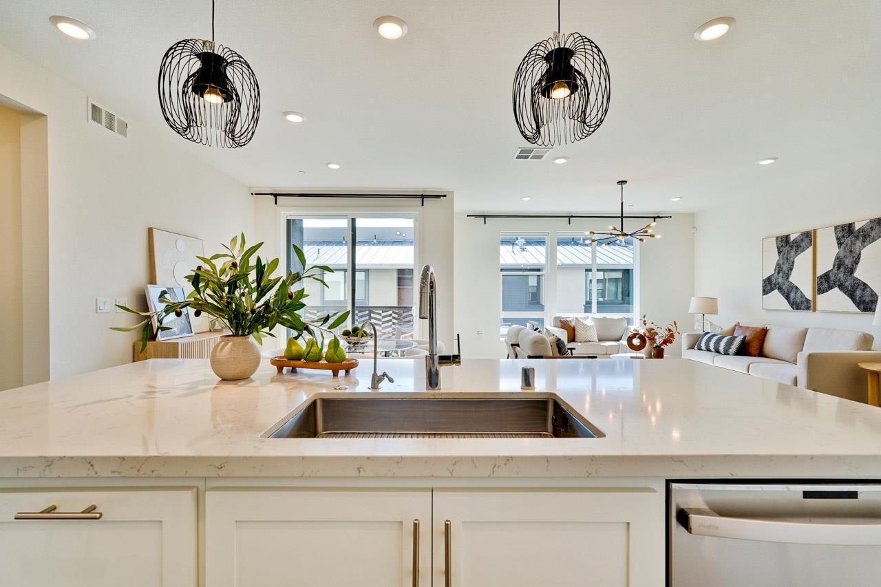 Detail Gallery Image 16 of 50 For 3690 Innovation Way #302,  Fremont,  CA 94538 - 3 Beds | 2 Baths