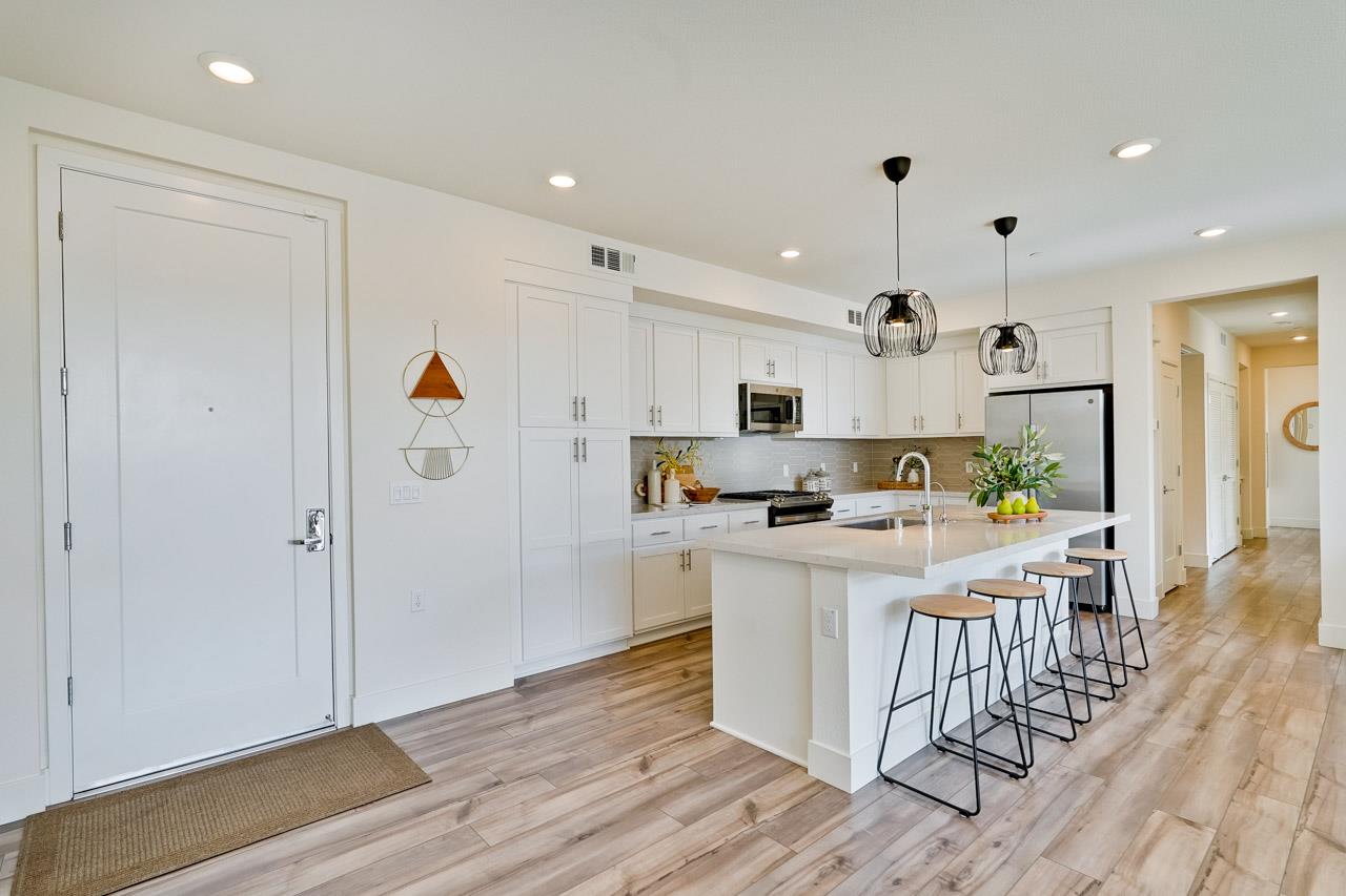 Detail Gallery Image 2 of 50 For 3690 Innovation Way #302,  Fremont,  CA 94538 - 3 Beds | 2 Baths