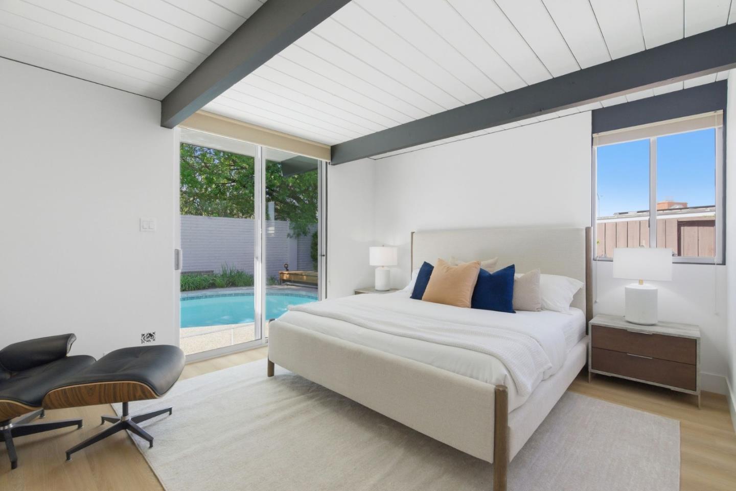 Detail Gallery Image 17 of 30 For 1321 Lennox Way, Sunnyvale,  CA 94087 - 4 Beds | 2 Baths