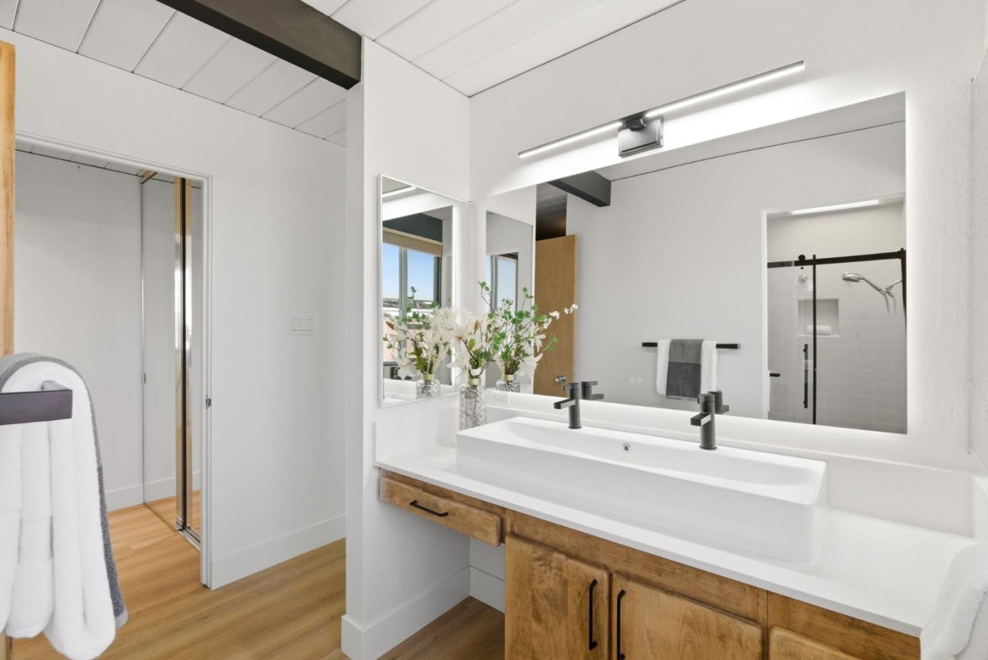 Detail Gallery Image 20 of 30 For 1321 Lennox Way, Sunnyvale,  CA 94087 - 4 Beds | 2 Baths