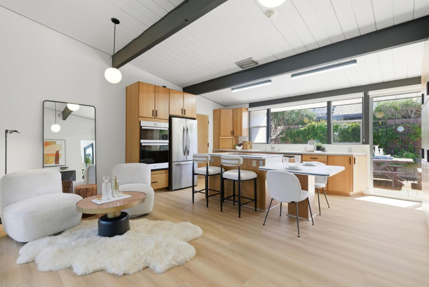 Detail Gallery Image 6 of 30 For 1321 Lennox Way, Sunnyvale,  CA 94087 - 4 Beds | 2 Baths