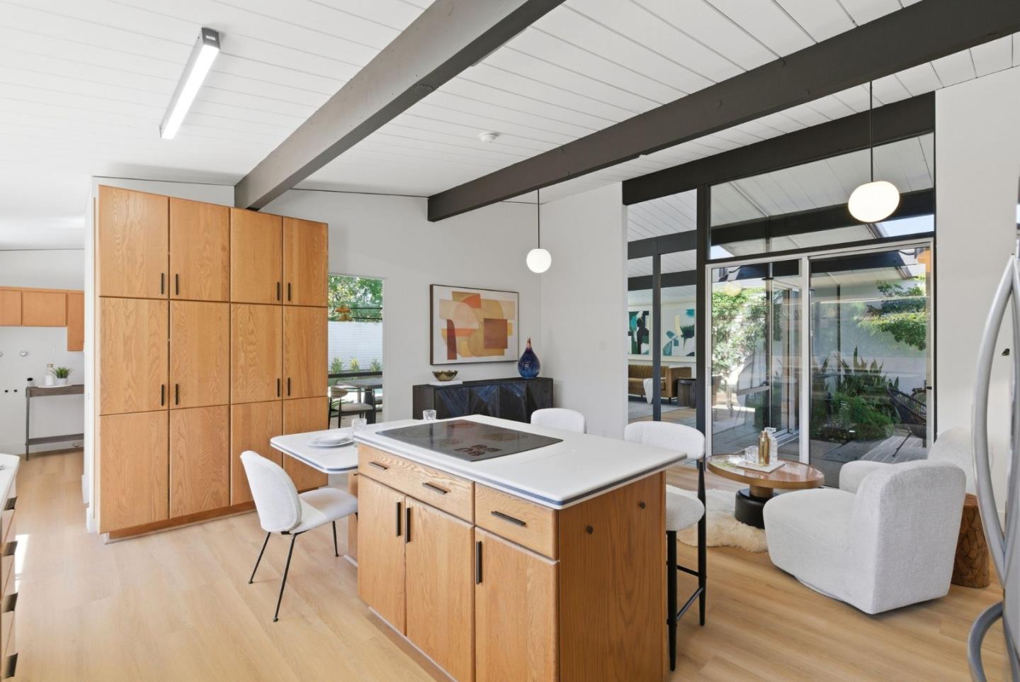 Detail Gallery Image 9 of 30 For 1321 Lennox Way, Sunnyvale,  CA 94087 - 4 Beds | 2 Baths