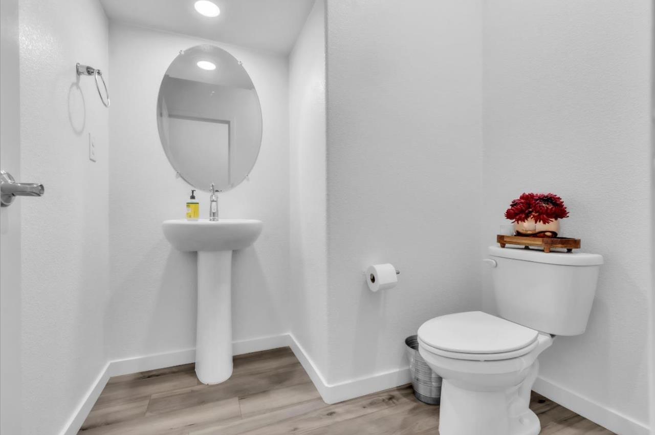 Detail Gallery Image 11 of 28 For 1618 Aleppo Ln, Sacramento,  CA 95834 - 3 Beds | 2/1 Baths