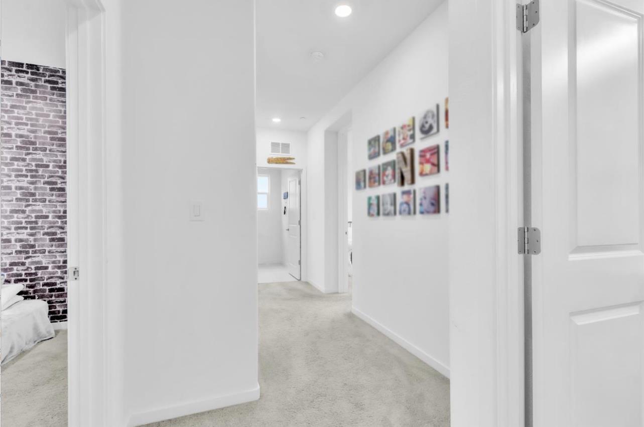 Detail Gallery Image 19 of 28 For 1618 Aleppo Ln, Sacramento,  CA 95834 - 3 Beds | 2/1 Baths