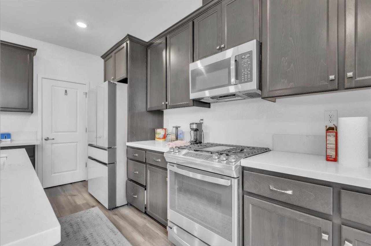 Detail Gallery Image 6 of 28 For 1618 Aleppo Ln, Sacramento,  CA 95834 - 3 Beds | 2/1 Baths