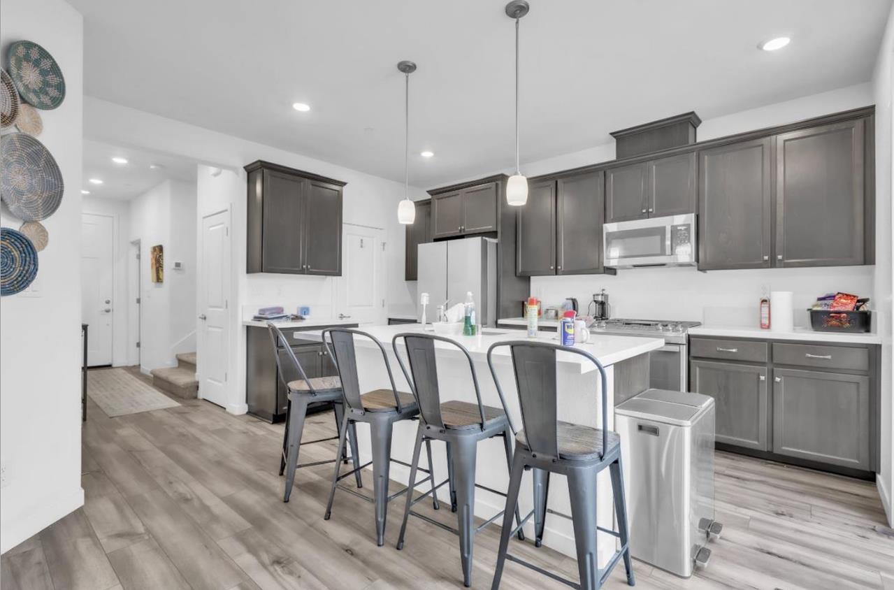 Detail Gallery Image 7 of 28 For 1618 Aleppo Ln, Sacramento,  CA 95834 - 3 Beds | 2/1 Baths