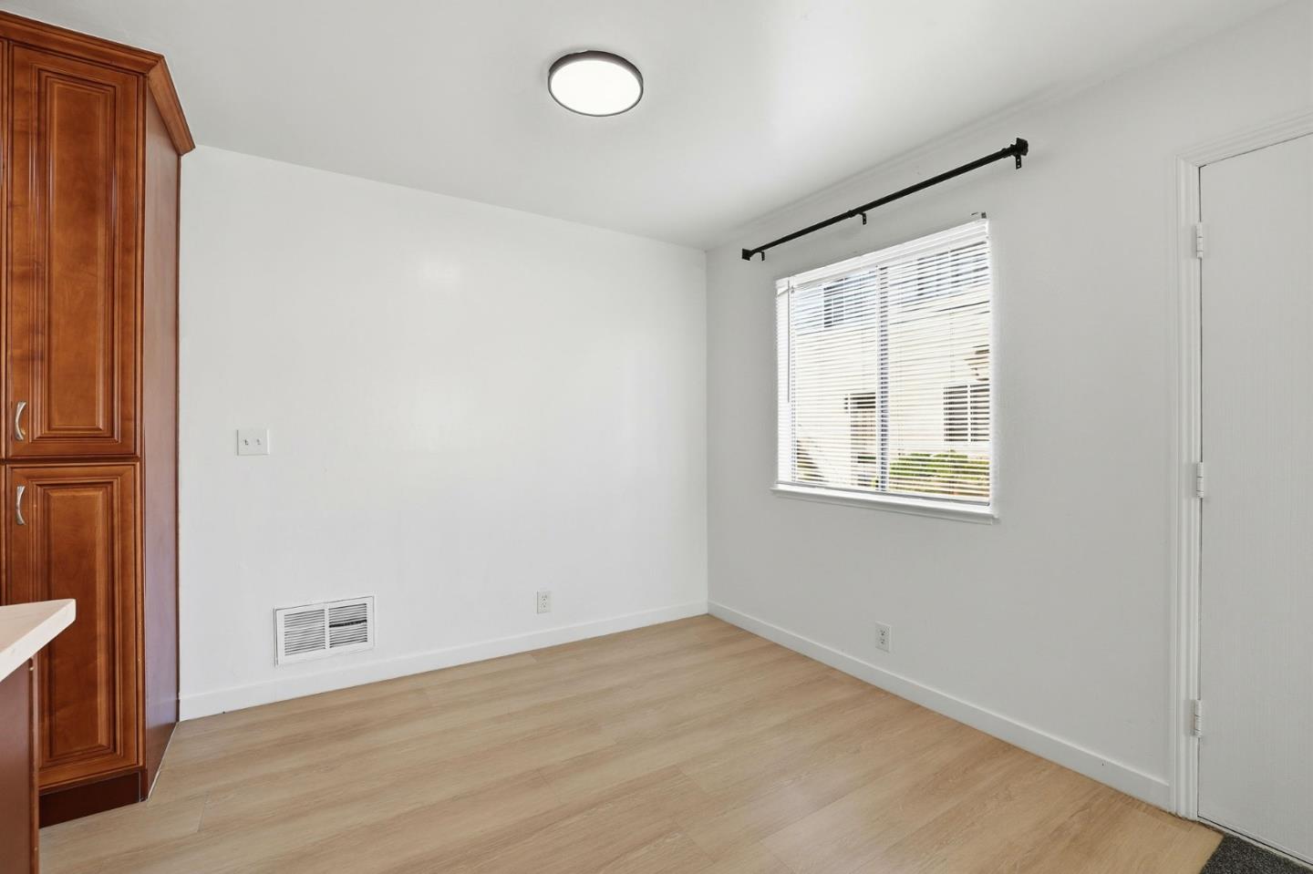 Photo #15: ML82037170 Listing: Photo #15