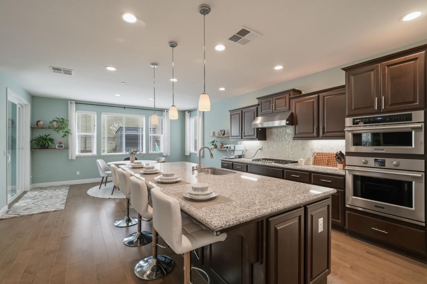 Detail Gallery Image 11 of 57 For 29710 Cantera, Hayward,  CA 94544 - 4 Beds | 3 Baths