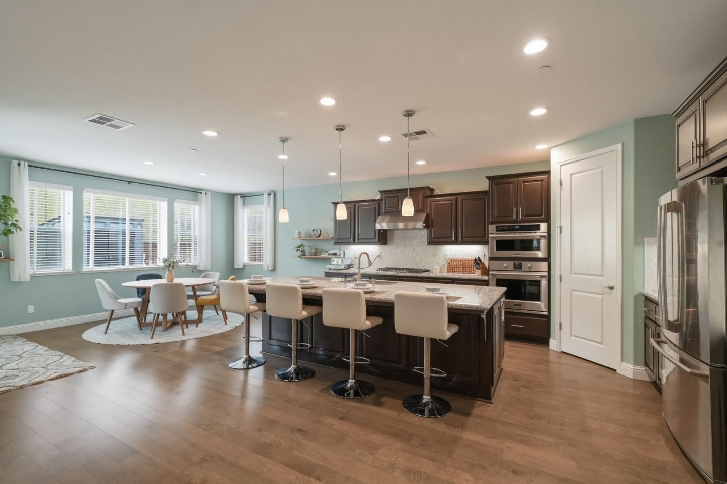 Detail Gallery Image 2 of 57 For 29710 Cantera, Hayward,  CA 94544 - 4 Beds | 3 Baths