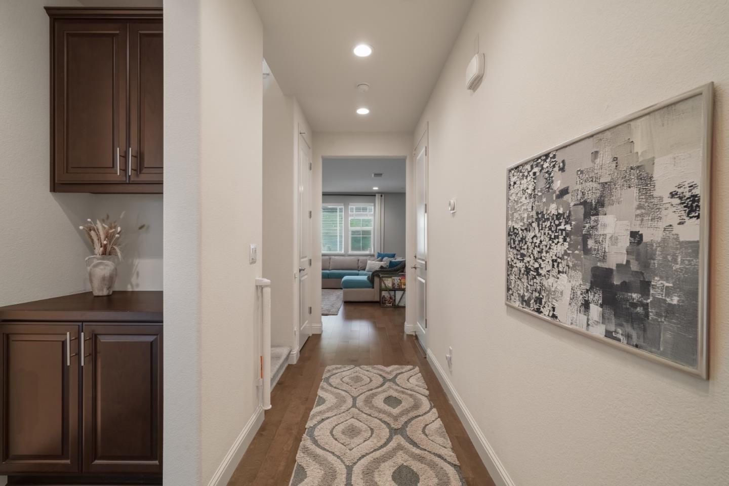 Detail Gallery Image 7 of 57 For 29710 Cantera, Hayward,  CA 94544 - 4 Beds | 3 Baths