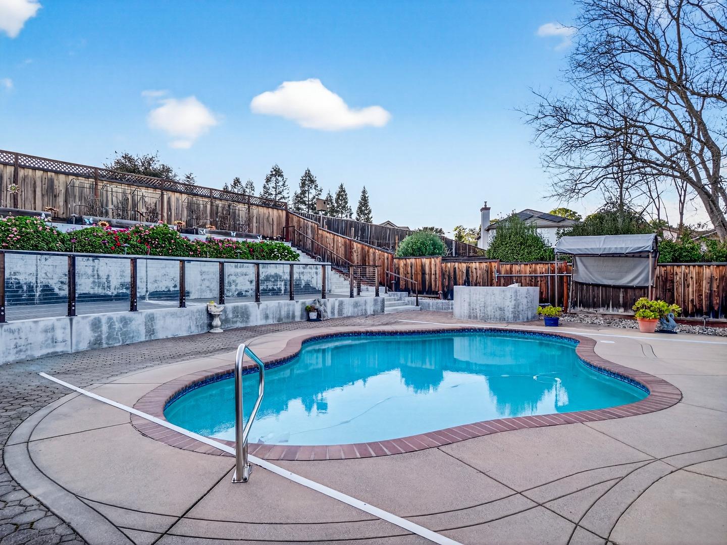 Detail Gallery Image 16 of 26 For 9123 Rancho Hills Dr, Gilroy,  CA 95020 - 5 Beds | 3 Baths