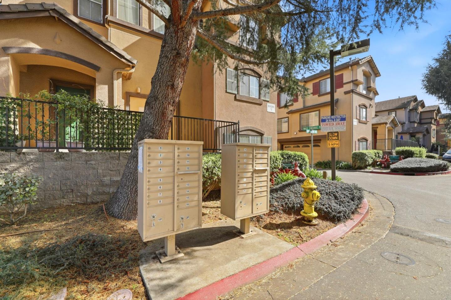 Detail Gallery Image 34 of 42 For 3111 White Riesling Pl, San Jose,  CA 95135 - 3 Beds | 2 Baths