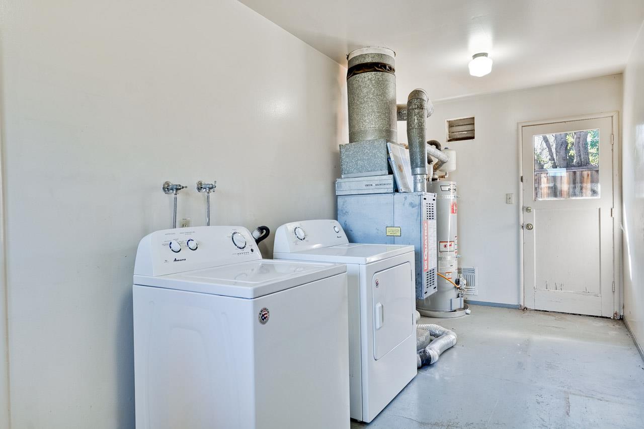 Detail Gallery Image 32 of 71 For 570-572 La Conner Dr, Sunnyvale,  CA 94087 - 5 Beds | 4 Baths