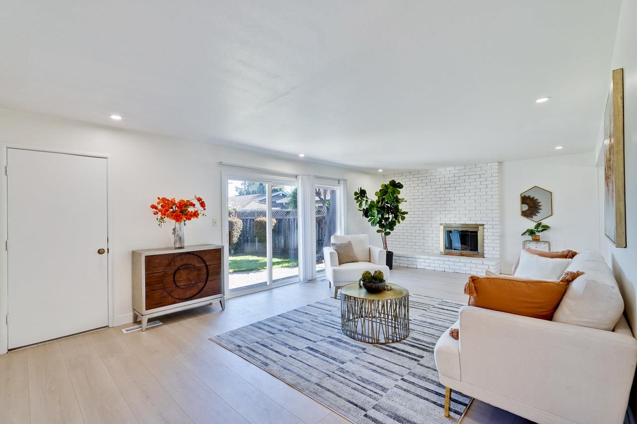 Detail Gallery Image 34 of 71 For 570-572 La Conner Dr, Sunnyvale,  CA 94087 - 5 Beds | 4 Baths